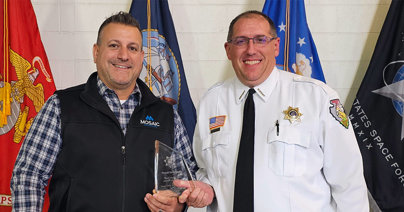 Ceo, Domenico Fornaro Accepts Law Enforcement Support Award on Behalf of Mosaic Technologies. Presented by Sheriff Fitzgerald | Mosaic Technolgies